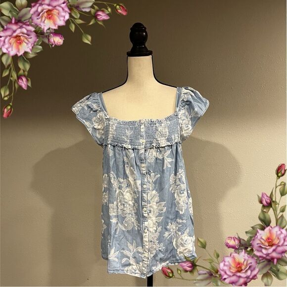 Old Navy Smocked Square Neck Floral Jean Top in Blue NWT - Picture 1 of 11